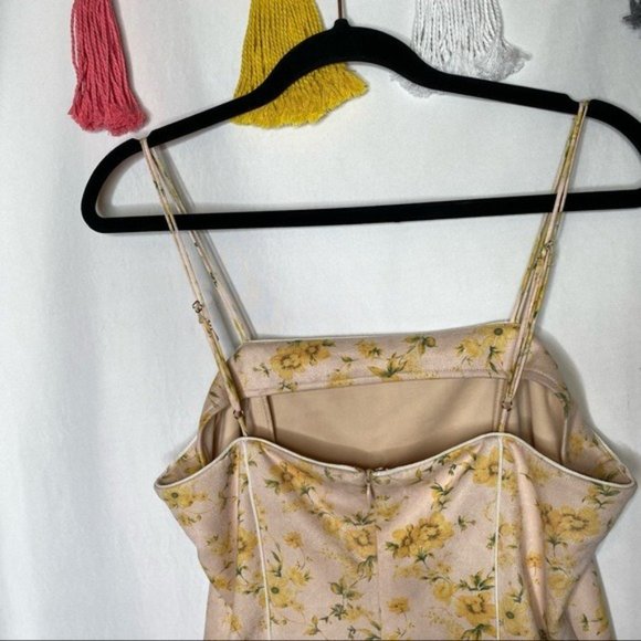 NWT Elliatt Wattle Detachable Skirt Dress Yellow - Picture 9 of 12